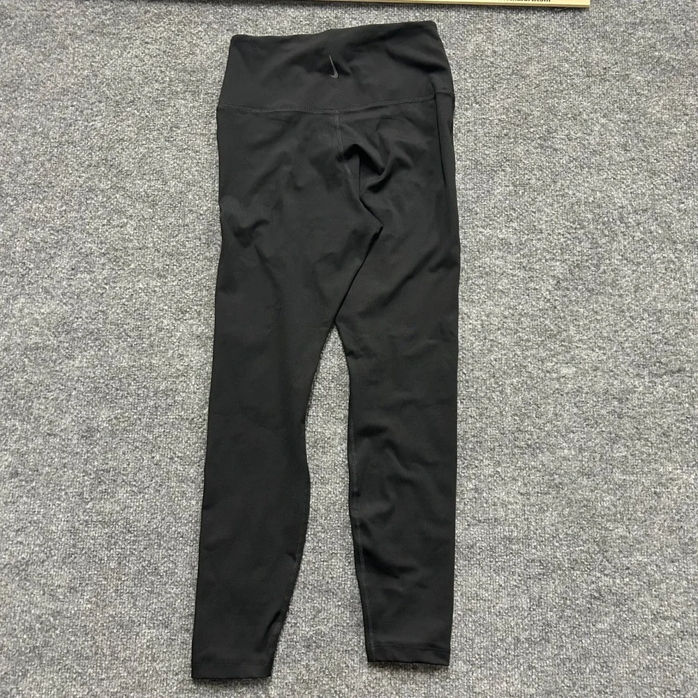 Nike yoga dri